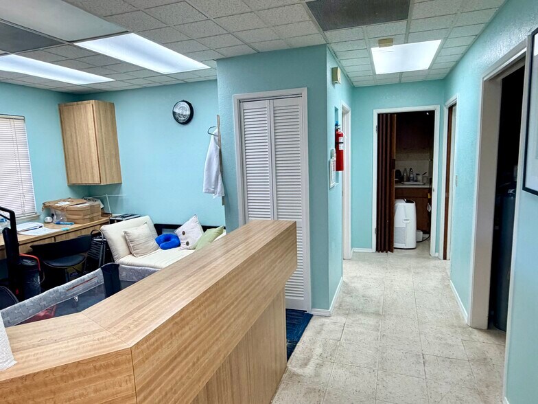 More Photos Of 146 Harder Rd, Hayward Medical For Sale