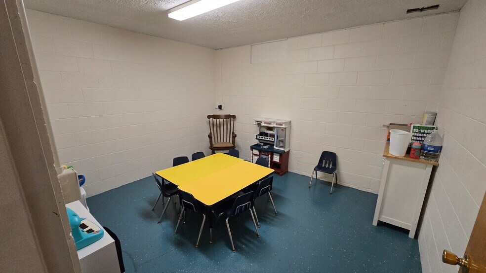 More Photos Of 8006 IN-43 Hwy, Spencer Religious Facility For Sale