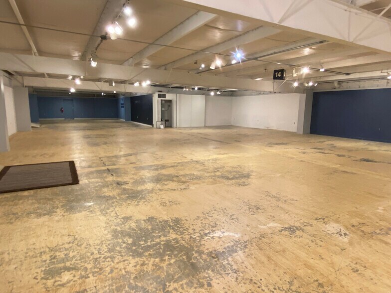 More Photos Of 125 W Vance St, Zebulon Storefront Retail Office For Sale