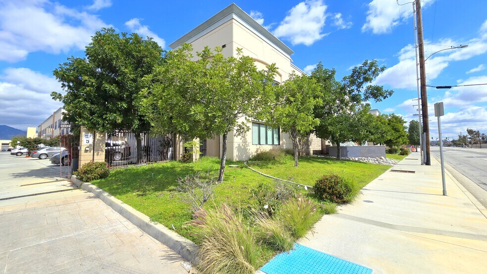More Photos Of 1773 W San Bernardino Rd, West Covina Unknown For Lease
