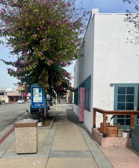 More Photos Of 16922 Bellflower Blvd, Bellflower Restaurant For Sale