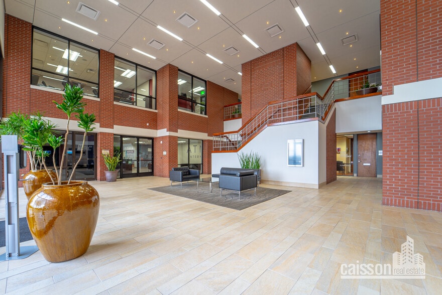 More Photos Of 14607 San Pedro Ave, San Antonio Office For Lease