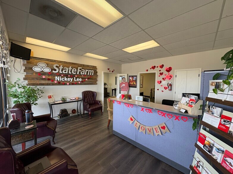 More Photos Of 1660 E 71st St, Tulsa Unknown For Lease