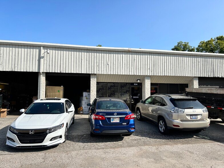 More Photos Of 526-540 Enterprise Dr, Erlanger Light Manufacturing For Lease