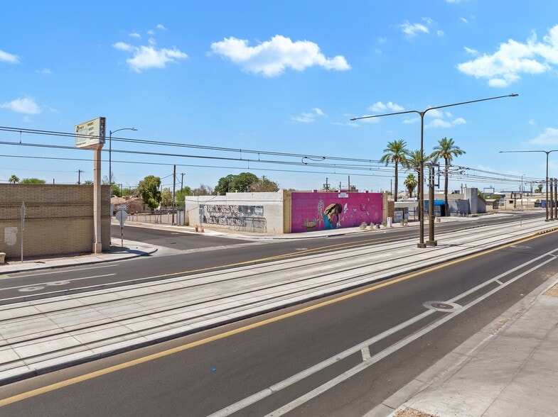 More Photos Of 3820 S Central Ave, Phoenix Warehouse For Sale