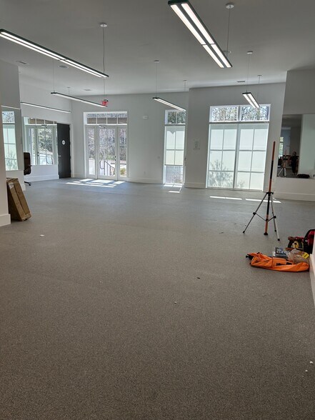 More Photos Of 218 Brighton Park Blvd, Summerville Healthcare For Lease