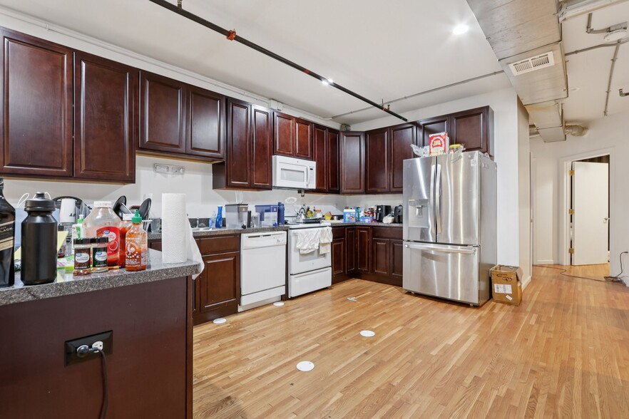 More Photos Of 378 George St, New Brunswick Storefront Retail Residential For Sale