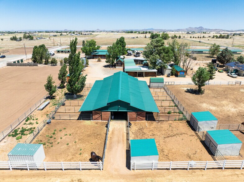 More Photos Of 7950 N Coyote Springs Rd, Prescott Valley Horse Stables For Sale