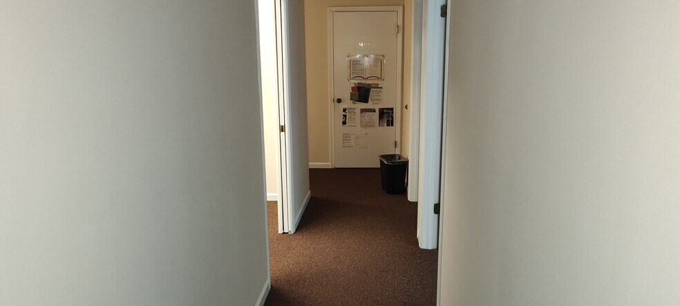 More Photos Of 3675 20th St, Vero Beach Office For Lease