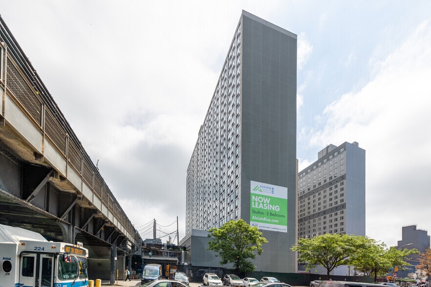 More Photos Of 147-25 94th Ave, Jamaica Apartments For Lease