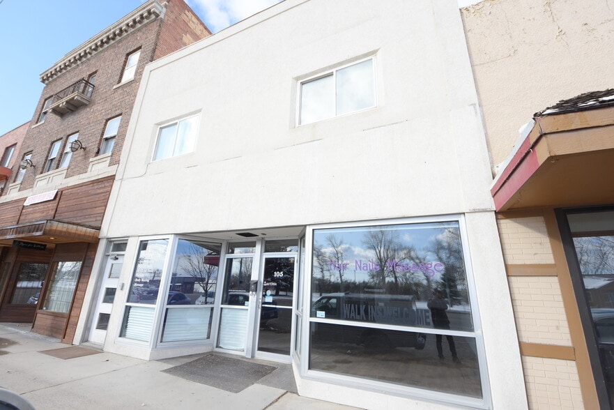 More Photos Of 105 E Main St, Laurel General Retail For Lease