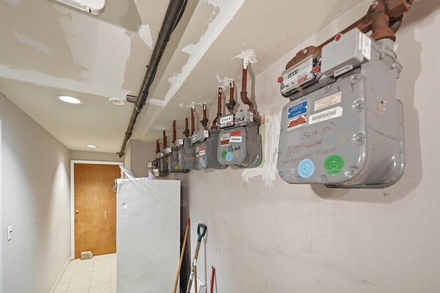 More Photos Of 4 Convent Ave, Yonkers Apartments For Sale