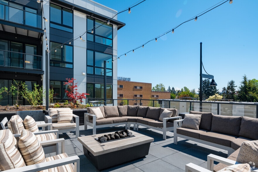 More Photos Of 109 S Division St, Auburn Apartments For Lease