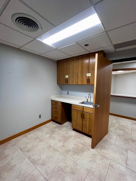 More Photos Of 1125 N Porter Ave, Norman Medical For Sale