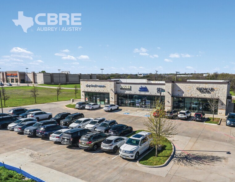 More Photos Of 110 S US Highway 287, Mansfield General Retail For Sale