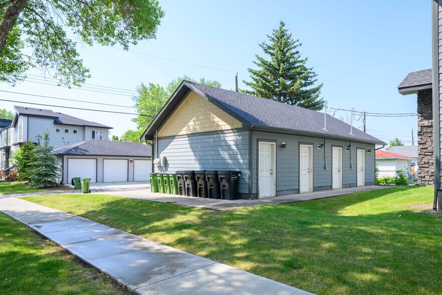 More Photos Of 10204-10210 113 Ave NW, Edmonton Apartments For Sale