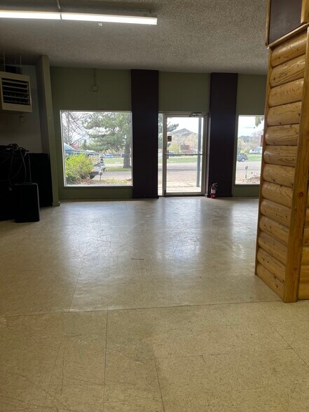 More Photos Of 4221 W Eisenhower Blvd, Loveland General Retail For Lease