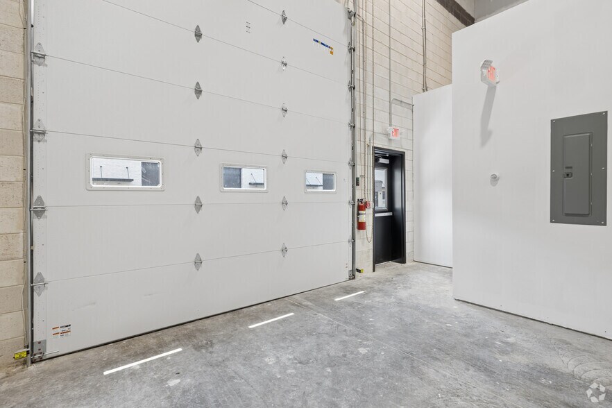 More Photos Of 596 Challenger Way, Jackson Warehouse For Lease