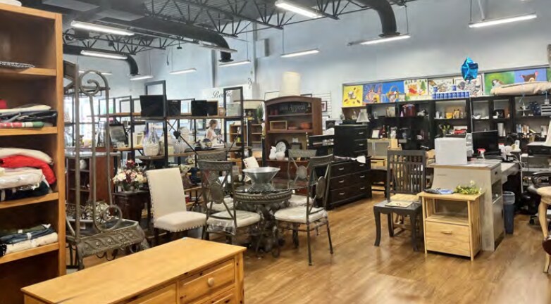 More Photos Of 12154-12156 Highway 92, Woodstock Storefront For Sale