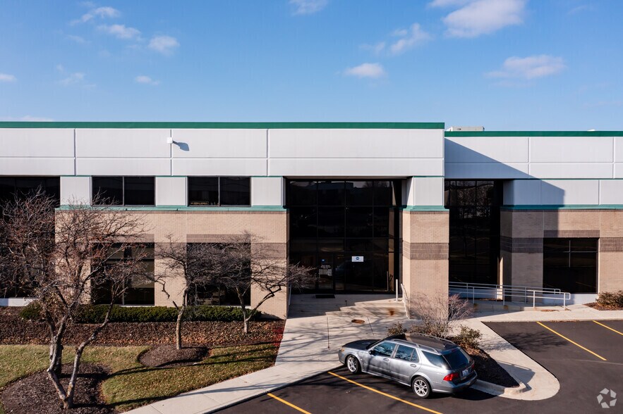 More Photos Of 1400 N Michael Dr, Wood Dale Unknown For Lease