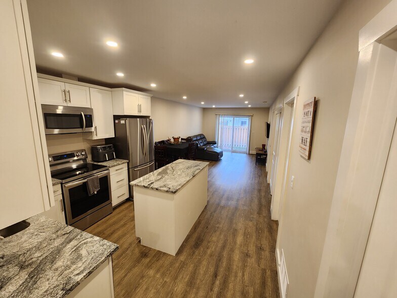 More Photos Of 32 David St, Spencerville Apartments For Sale