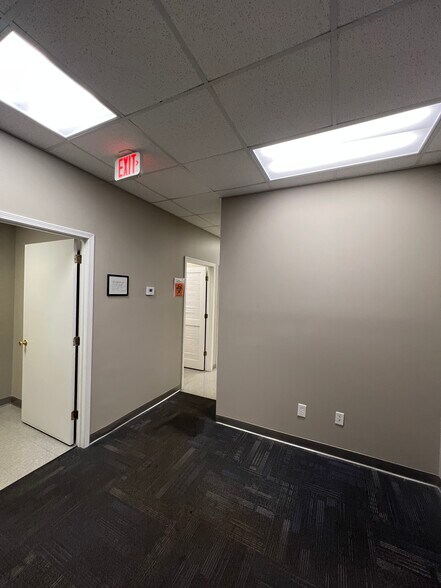 More Photos Of 810 E Craig St, Atmore Medical For Sale