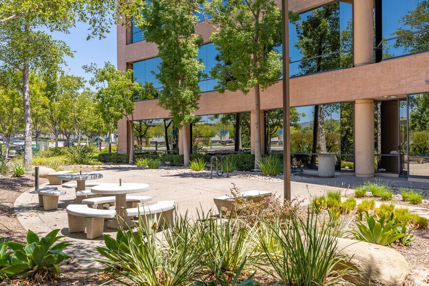 More Photos Of 277 Rancheros Dr, San Marcos Office For Lease