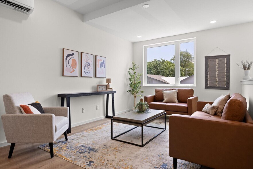 More Photos Of 1602 N Central St, Knoxville Apartments For Sale