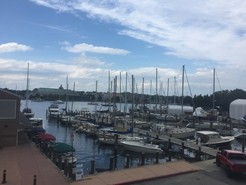 More Photos Of 222 Severn Ave, Annapolis Office For Lease