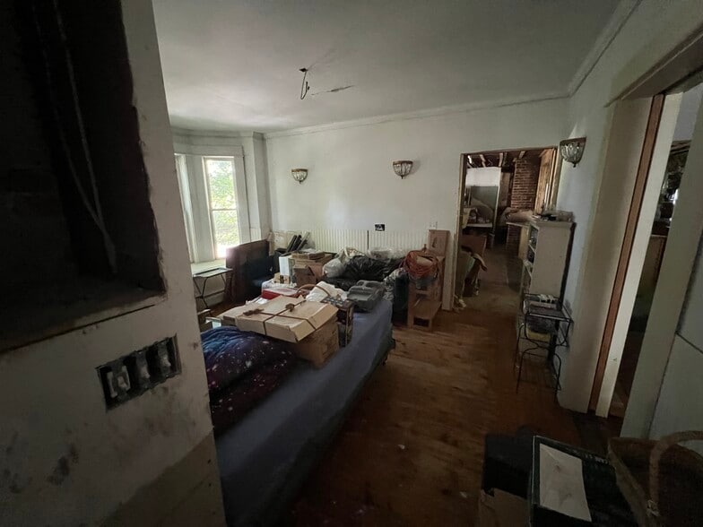 More Photos Of 502 Manchester St, Manchester Multifamily For Sale