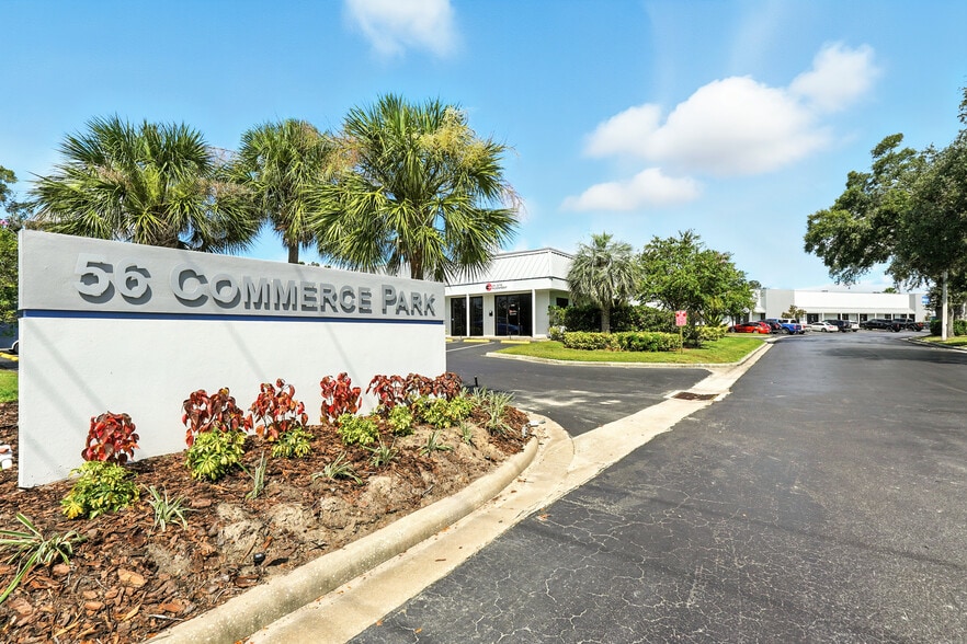 More Photos Of 5402-5468 N 56th Commerce Park Blvd, Tampa Warehouse For Lease