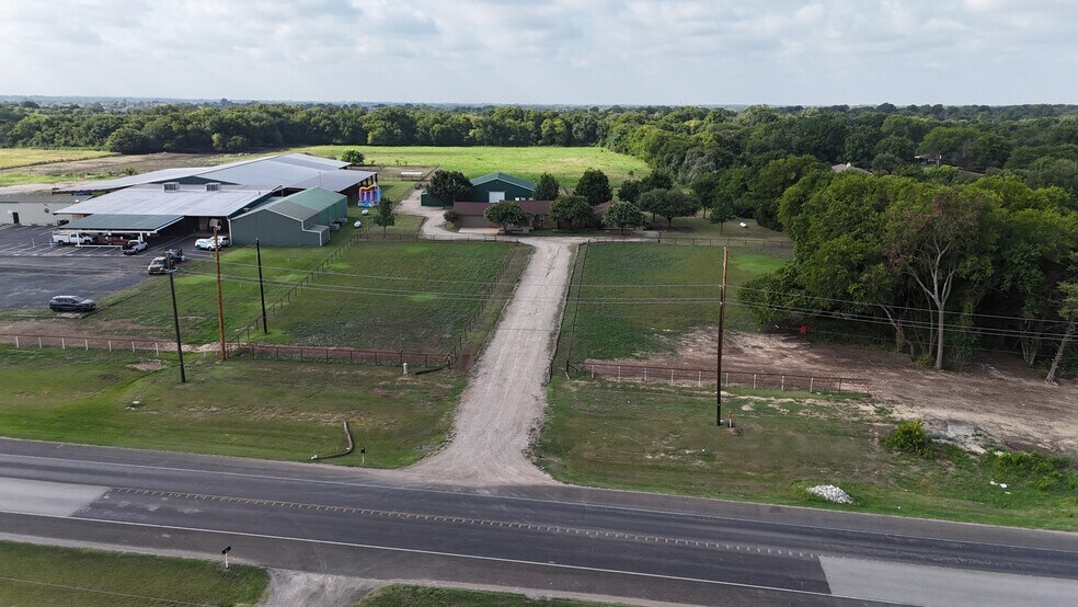 More Photos Of 1003 FM664 Ferris, TX, Red Oak Office For Sale