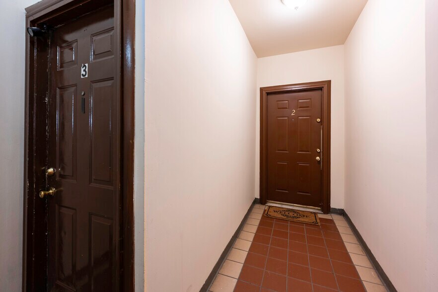 More Photos Of 279 S Broadway, Yonkers Apartments For Sale