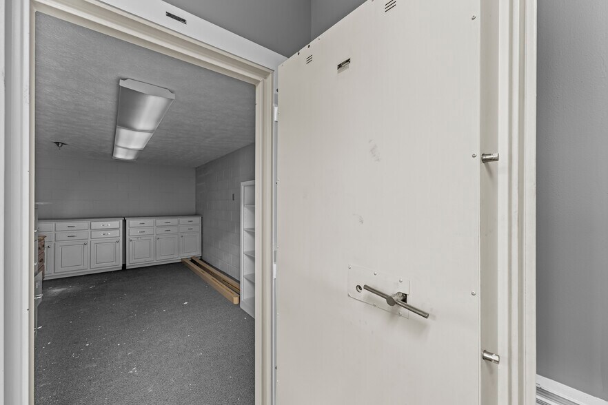 More Photos Of , Brownsville Industrial For Sale