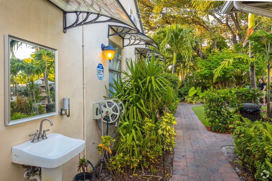 More Photos Of , Dania Beach Unknown For Sale