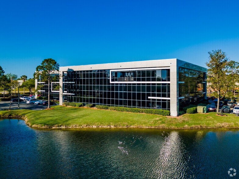 More Photos Of 3001 Executive Dr, Clearwater Office For Lease