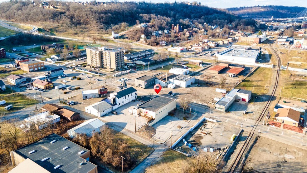 More Photos Of 630 Market St, Steubenville Office For Lease