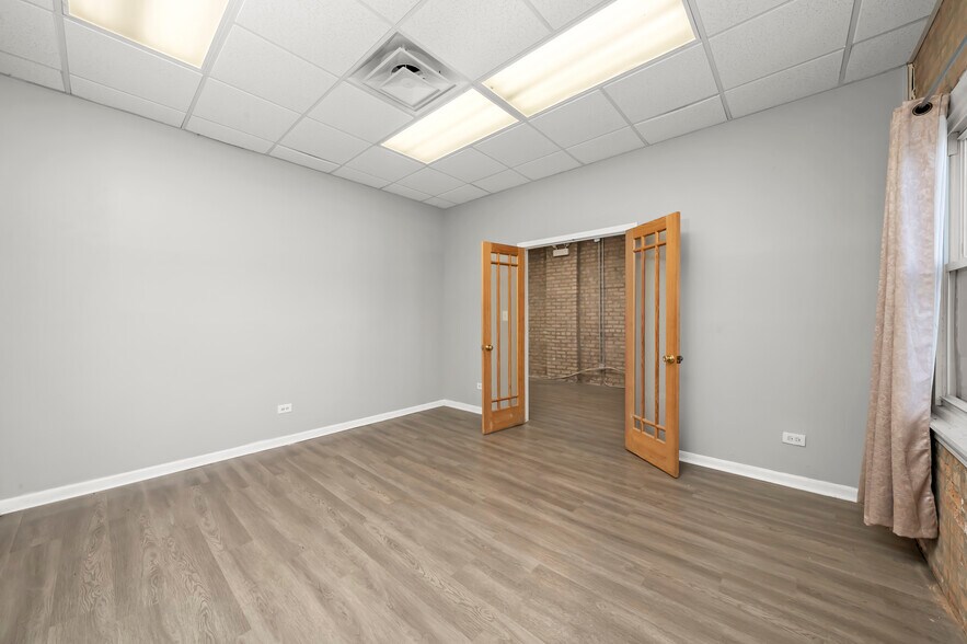 More Photos Of 1310-1314 E 75th St, Chicago Lodge Meeting Hall For Sale