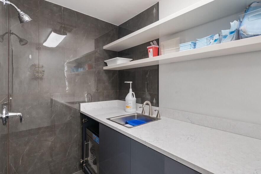 More Photos Of 1500 7th St, San Francisco Coworking Space