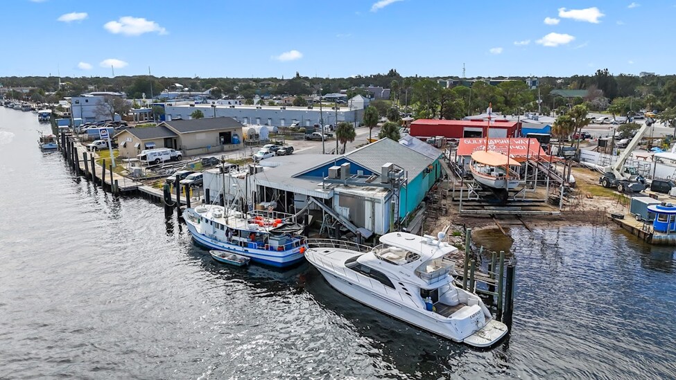 More Photos Of 1003 Roosevelt Blvd, Tarpon Springs Warehouse For Sale