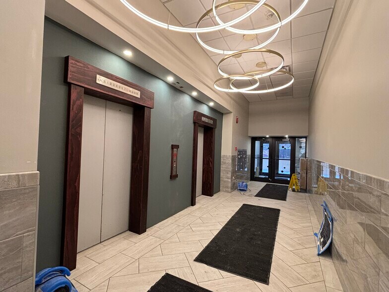 More Photos Of 37 Franklin St, Buffalo Office For Sale