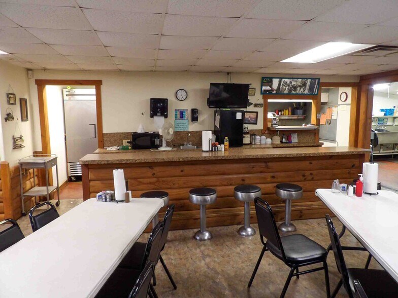 More Photos Of 245971 E Country Rd, Canton General Retail For Sale