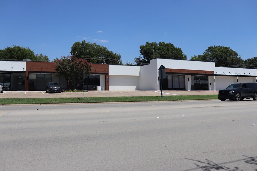 More Photos Of 1212-1222 Melbourne Rd, Hurst Unknown For Lease