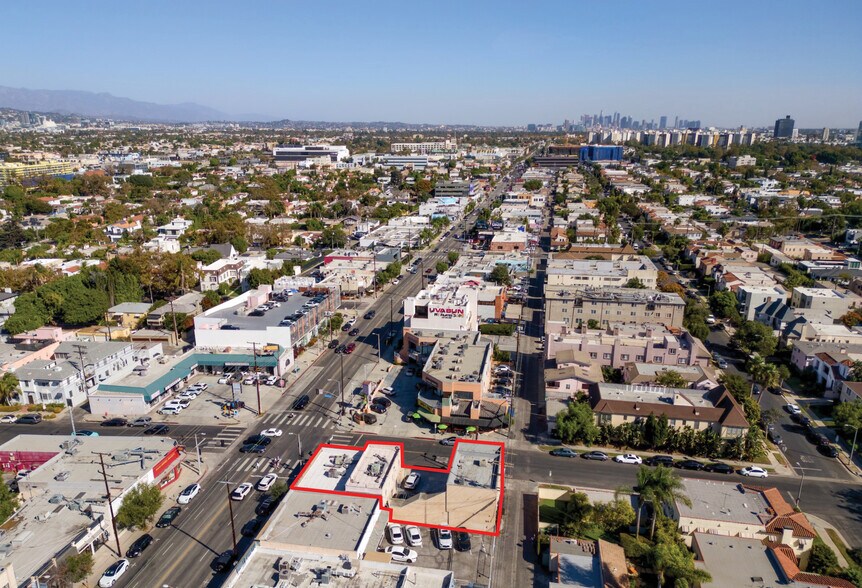 More Photos Of 8300-8302 W 3rd St, Los Angeles Storefront For Sale