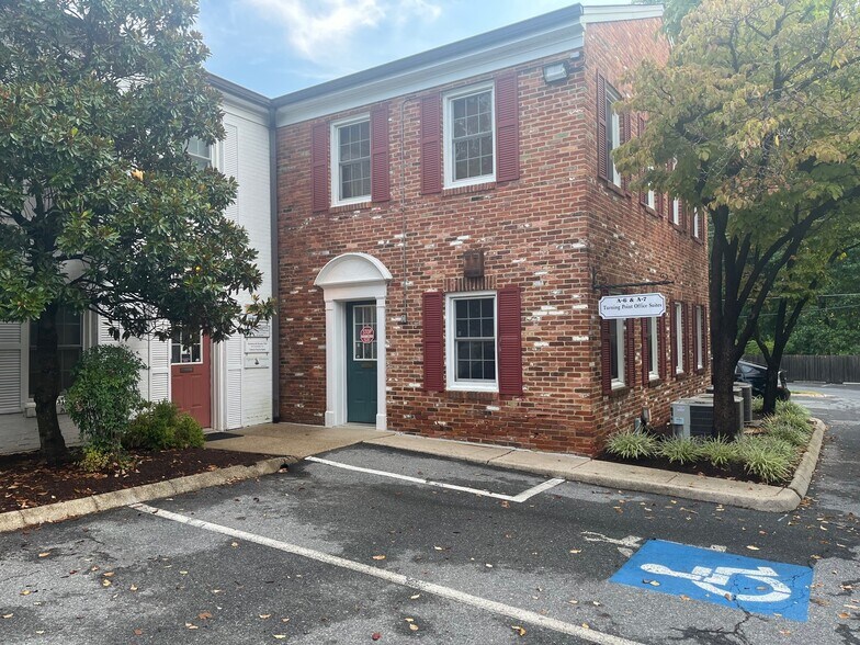 More Photos Of 3231-3233 Superior Ln, Bowie Medical For Lease