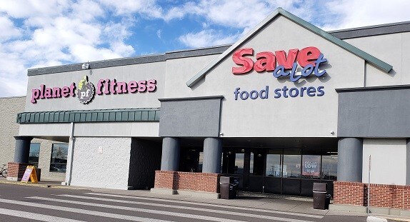 More Photos Of 4840-4896 Chambers Rd, Denver Unknown For Lease