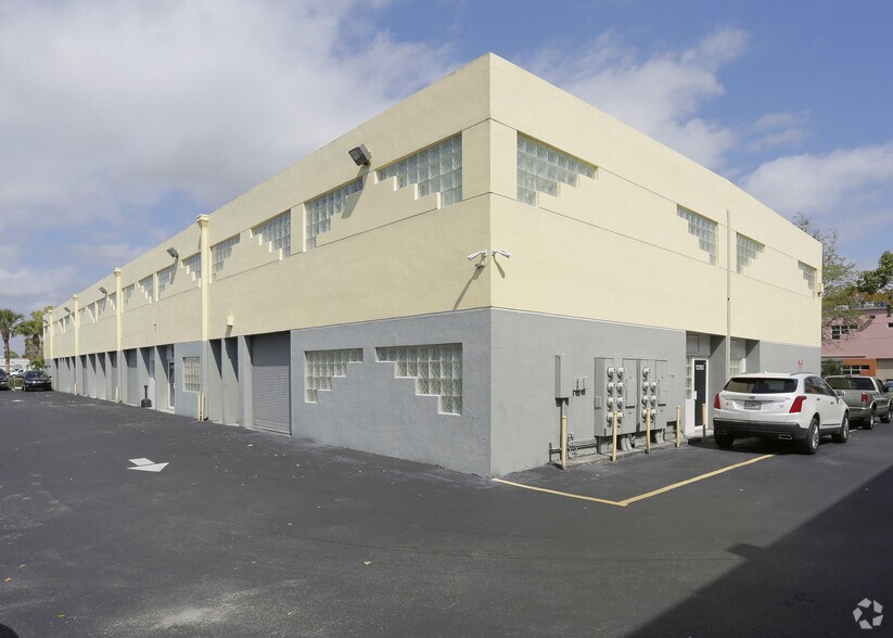 More Photos Of 12251-12295 SW 129th Ct, Miami Flex For Lease