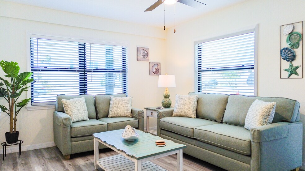 More Photos Of 9921 Gulf Blvd, Treasure Island Apartments For Sale