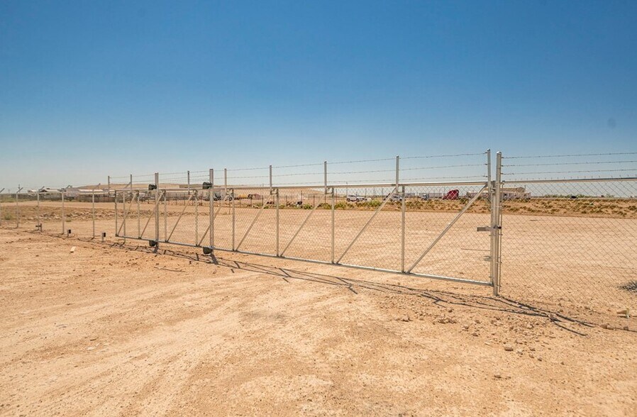 More Photos Of 14050 W Silver Fox Trl, Odessa Warehouse For Sale