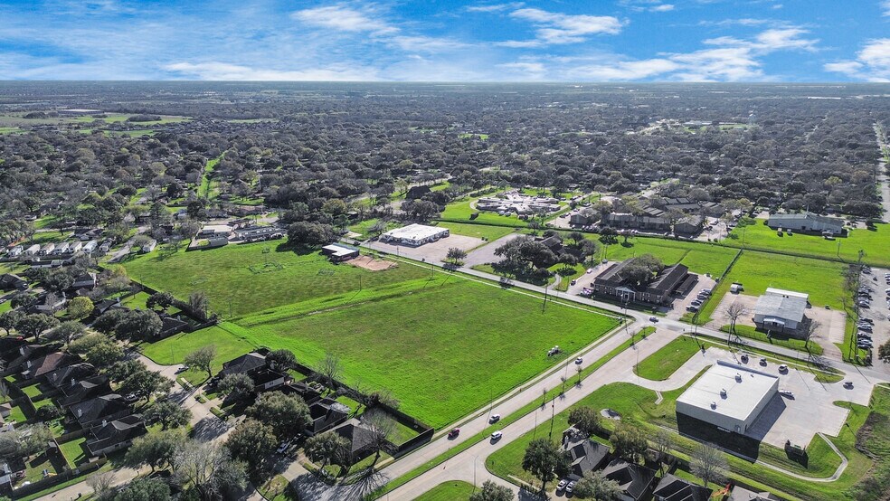 More Photos Of 0 Reading Rd, Rosenberg Land For Sale